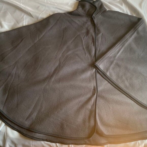 Woman's shawl in size S/M - Picture 6 of 7